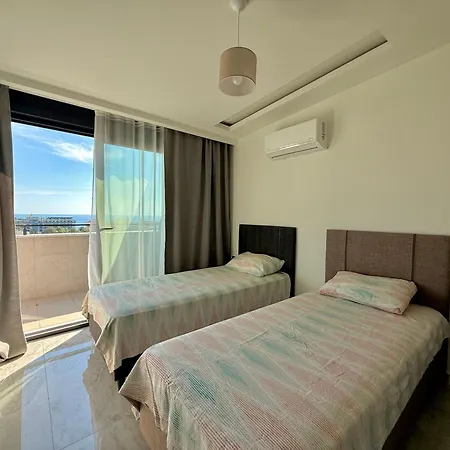 Sa Apartments! Luxury Sea View 2bd Duplex *