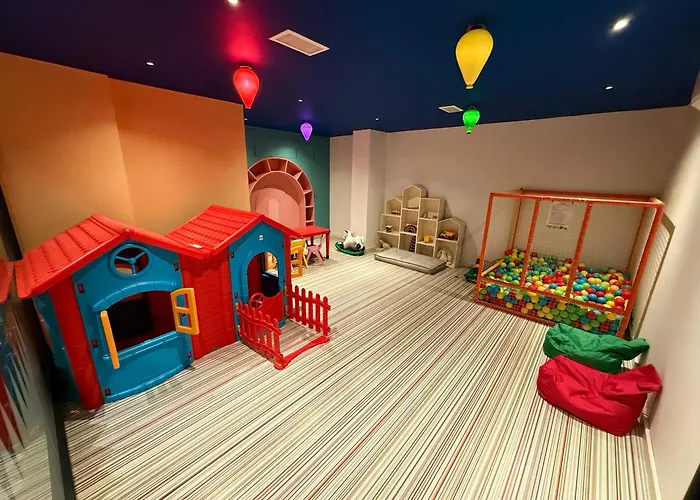 Sa Apartments! Luxury 2Bd Duplex *